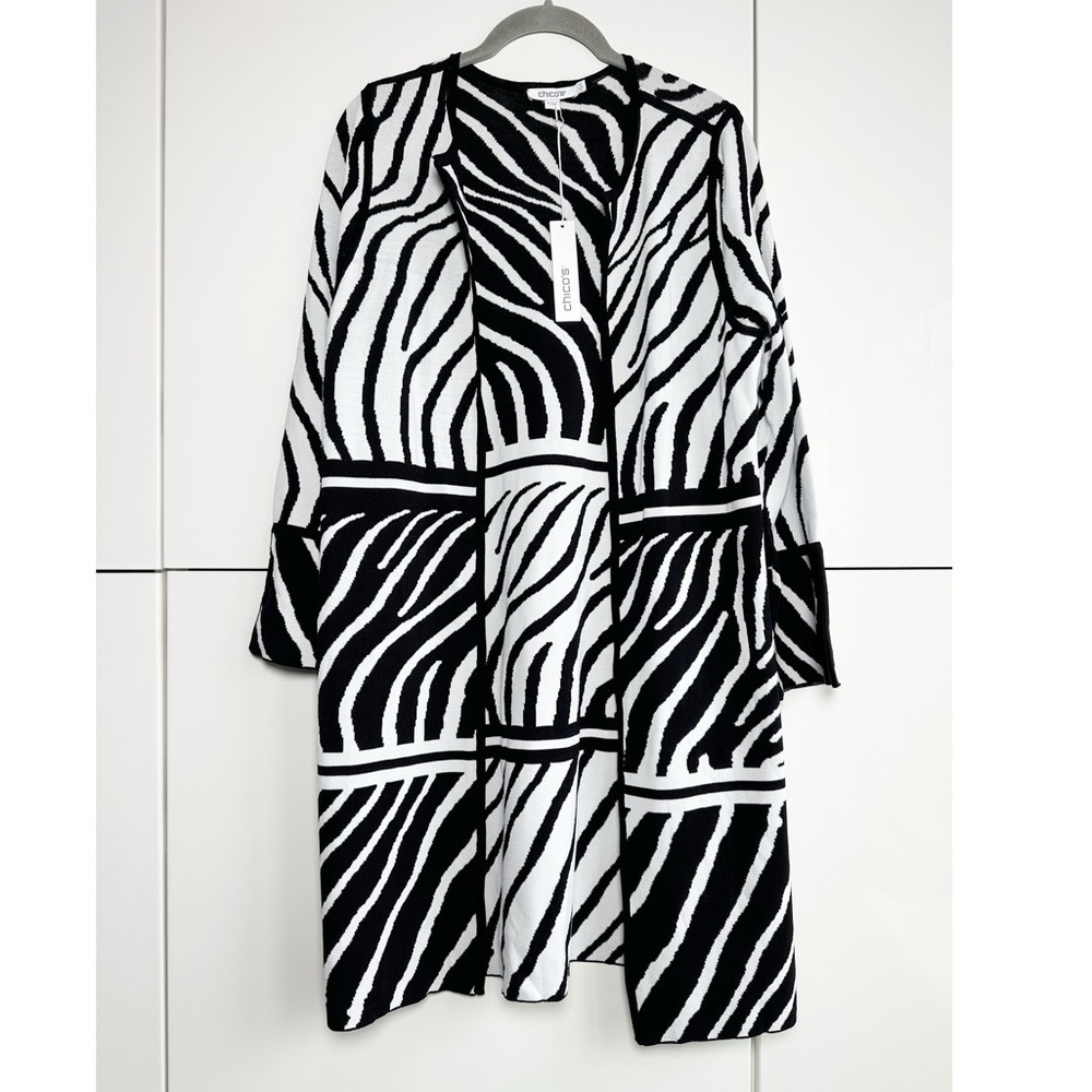 Chicos NWT Zebra Cardigan Black White Size 0 (Small) Animal Print Relaxed